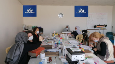 El Sanatları Çini Boyama Kursu