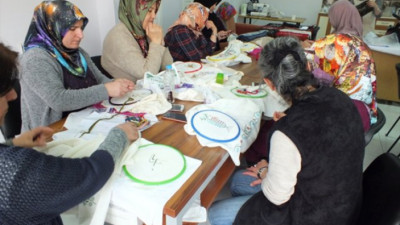 El Sanatları Elde Beyaz İşlemeleri Kursu