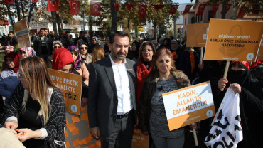 Halkımızla Kareler