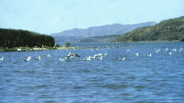 Hazar Gölü - Hazar Baba Dağı