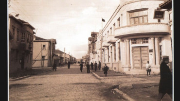 Geçmiş Zaman Olur ki - Elazığ