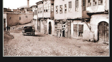 Geçmiş Zaman Olur ki - Elazığ