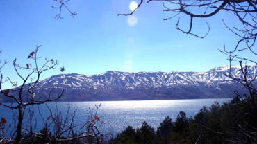 Hazar Gölü - Hazar Baba Dağı