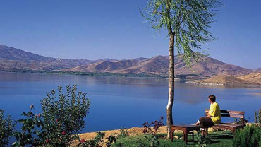 Hazar Gölü - Hazar Baba Dağı