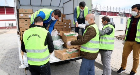 KARDEŞLİK KÖPRÜSÜ HAYIR ÇARŞISI RAMAZAN AYINDA YÜZLERİ GÜLDÜRÜYOR