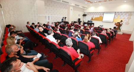 ELAZIĞ BELEDİYESİ'NDEN PERSONELE EĞİTİM SEMİNERİ