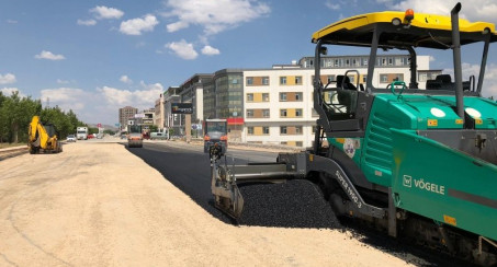 BELEDİYE ASFALT ÇALIŞMALARINI SÜRDÜRÜYOR