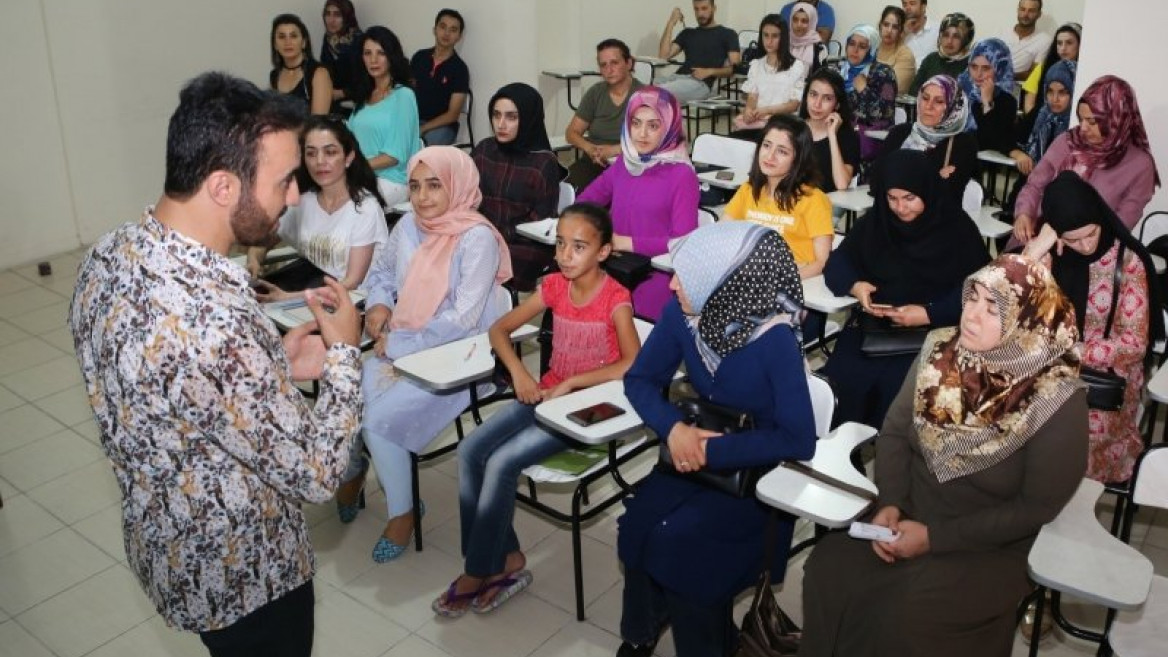 EBEGEM'DE GÜZEL KONUŞMA VE DİKSİYON EĞİTİMİ KURSLARI BAŞLADI