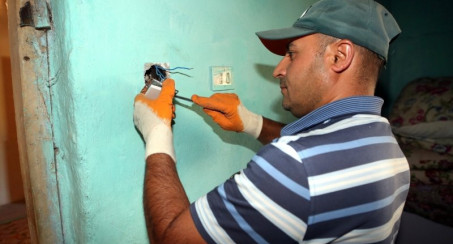 ELAZIĞ BELEDİYESİNDEN KİMSESİZ VE YAŞLILARA BAYRAM TEMİZLİĞİ HİZMETİ