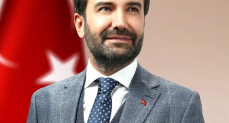 BAŞKAN ŞERİFOĞULLARI'NDAN BELEDİYE İŞÇİLERİNE ZAM MÜJDESİ