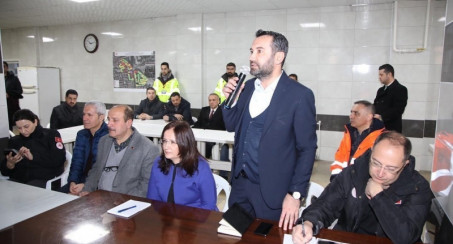 BAŞKAN ŞERİFOĞULLARI VE BAKAN YARDIMCISI VARANK VATANDAŞLARLA BULUŞTU