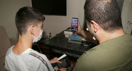 BAŞKAN ŞERİFOĞULLARI'NDAN KİTAP KURDU BEDİRHAN'A JEST