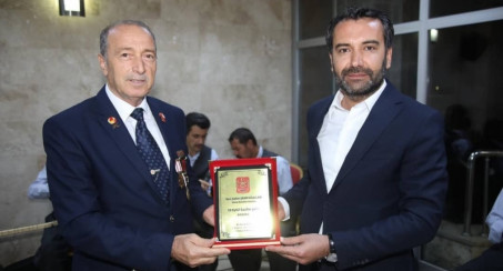 BAŞKAN ŞERİFOĞULLARI GAZİLER VE AİLELERİYLE BULUŞTU