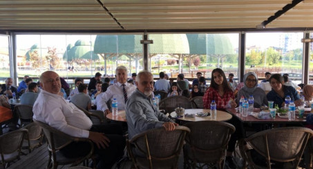 ELAZIĞ BELEDİYESİ'NDEN ÜNİVERSİTE ÖĞRENCİLERİNE ŞEHİR TURU