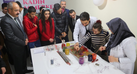 ELAZIĞ BELEDİYESİ KADIN YAŞAM MERKEZİNDE FARKINDALIK PROGRAMI DÜZENLENDİ