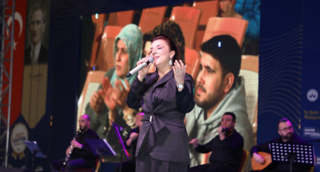 Adile Kurt Karatepe Güçlü Sesiyle Elazığlılara Unutulmaz Bir Ramazan Akşamı Yaşattı