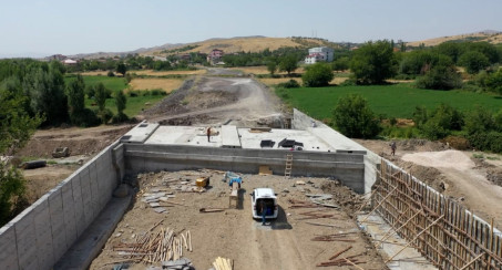 Aksaray Mahallesi'ndeki Belediye Çalışmaları Devam Ediyor