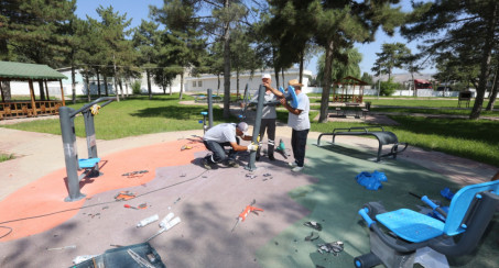 Aksaray Mahallesi'ne Yeni Oyun Parkı Ve Spor Alanı Yapıldı