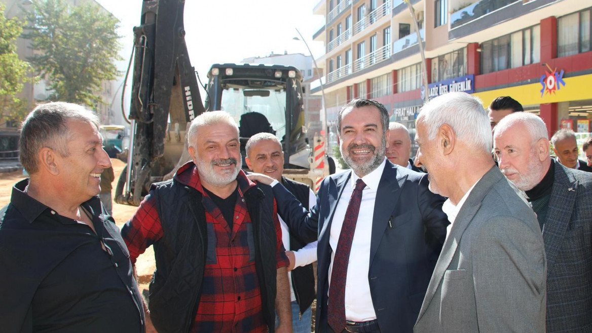 Altyapı Çalışmalarına Değinen Başkan Şerifoğulları 'Bu Süreçte Ne Gibi Zorluklar Yaşadığımızı Birer Birer Anlatacağız!'