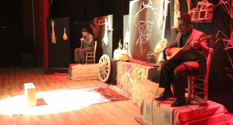 'AŞIK VEYSEL BENİM ADIM' ADLI TİYATRO OYUNU SANATSEVERLERLE BULUŞTU