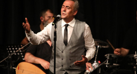 Aşık Veysel, Elazığ'da Türküleriyle Anıldı