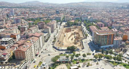 Başkan Şerifoğulları: 'Araç ve Yaya Trafiğinin Yoğun Olduğu Bölgeye Çözüm Olacak'