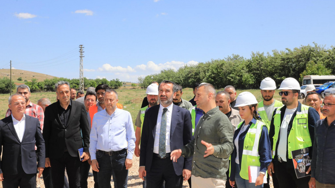 BAŞKAN ŞERİFOĞULLARI, BATI PRESTİJ KONUTLARI İNŞA SAHASINDA İNCELEMELERDE BULUNDU