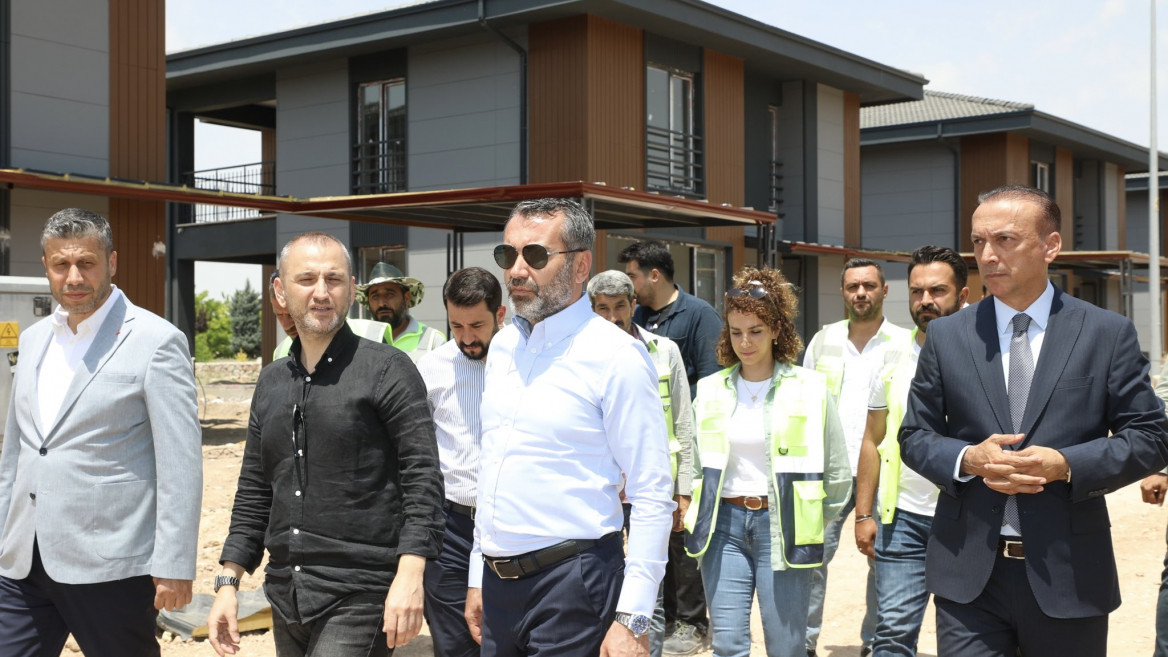 Başkan Şerifoğulları, Batı Prestij Projesi Alanında İncelemede Bulundu