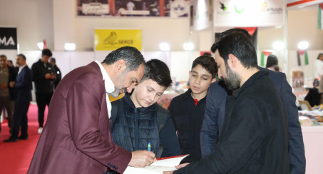 Başkan Şerifoğulları, Devam Eden 5. Kitap Fuarı'nı Ziyaret Etti