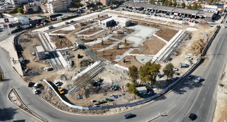 Başkan Şerifoğulları Doğu Park'ta İncelemelerde Bulundu