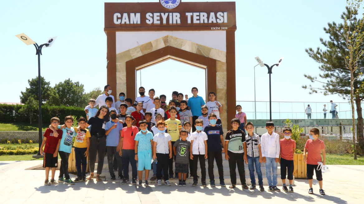 Başkan Şerifoğulları Gençlere Verdiği Sözü Tuttu