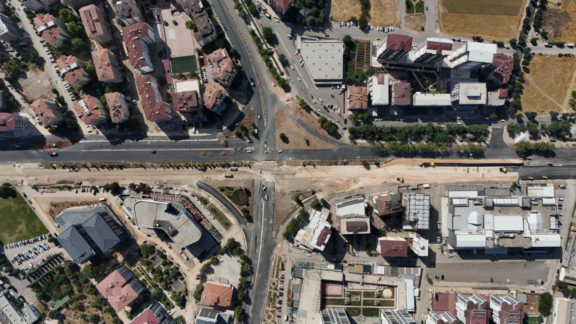 Başkan Şerifoğulları Hazardağlı Kavşağı'nda İncelemelerde Bulundu