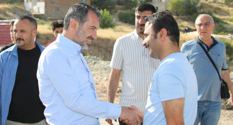 Başkan Şerifoğulları 'Her Mahallemize Eşit Hizmet Götürmek İçin Çalışıyoruz'