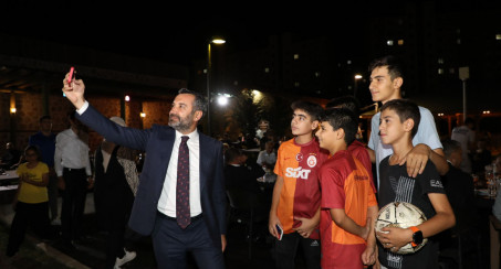 Başkan Şerifoğulları, Kent-Köy Yaşam Alanı'nda Muhtarlar ve Vatandaşlarla Buluştu