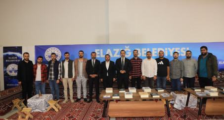 Başkan Şerifoğulları, Kitap Dostlarıyla Buluştu