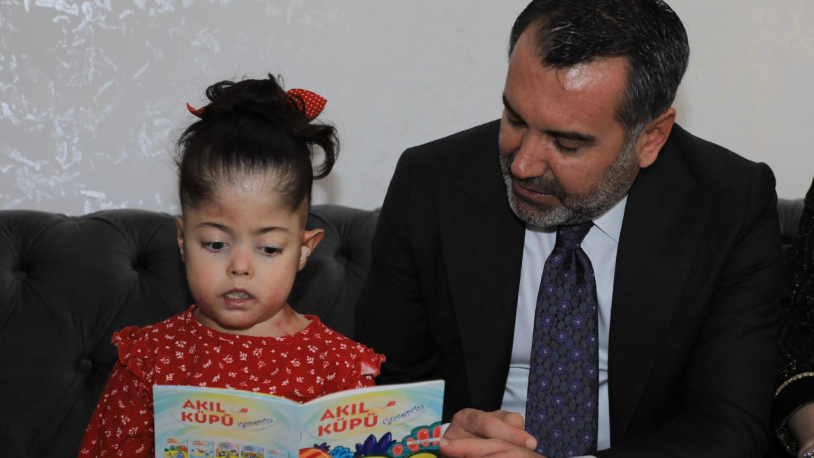 Başkan Şerifoğulları, Minik Fatma İle Buluştu