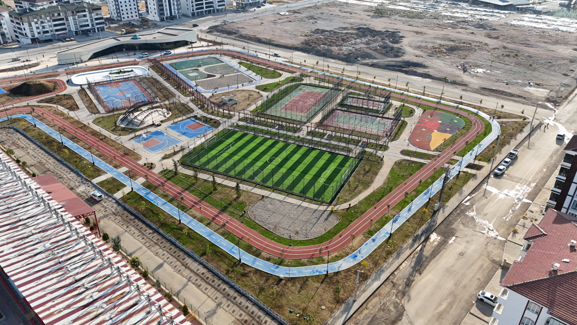 Başkan Şerifoğulları'ndan Devasa Bir Yatırım Daha Spor Köyü Hizmete Açılıyor