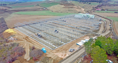 Başkan Şerifoğulları'nın Vizyon Projelerinden Olan Jeotermal Sera Alanı'nda Çalışmalar Hızla İlerliyor