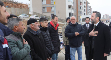 Başkan Şerifoğulları, Pazar Esnafını Ziyaret Etti