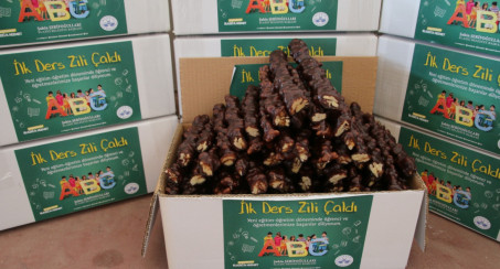 Başkan Şerifoğulları Sözünü Tuttu 81 İlden 81 Okula Orcik Gönderildi