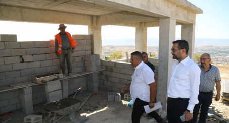 Başkan Şerifoğulları Tarihi Hüseynik Yolu'ndaki Rekreasyon Çalışmalarını Yerinde İnceledi