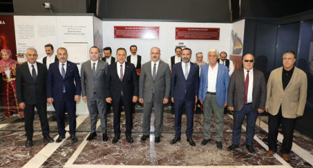 Başkan Şerifoğulları Tunceli, Malatya, Bingöl Valileri ile Belediye Başkanlarını Harput'ta Ağırladı