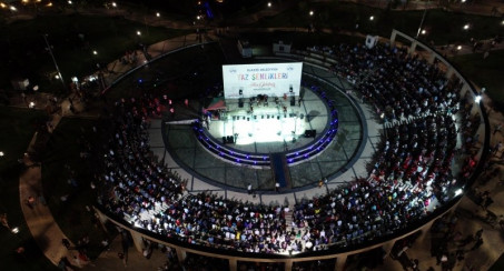 ELAZIĞ'DA BAYRAM COŞKUSU