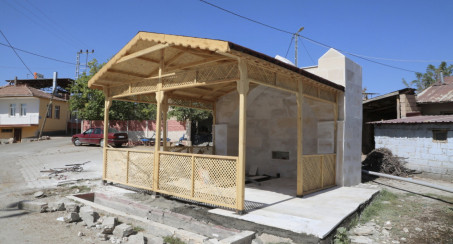 Çeşme ve Havuzlarda Bakım-Onarım Çalışmaları