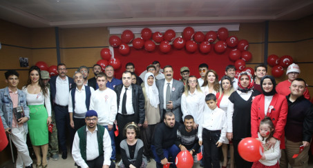 CUMHURİYET'İN KURULUŞUNUN 100. YILI ENGELSİZ YAŞAM MERKEZİ'NDE BÜYÜK BİR COŞKU İLE KUTLANDI