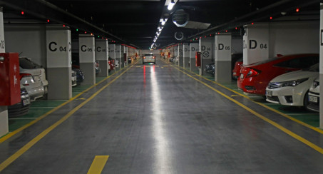 Cumhuriyet Meydanı Yer Altı Otoparkı'na Vatandaştan Yoğun İlgi