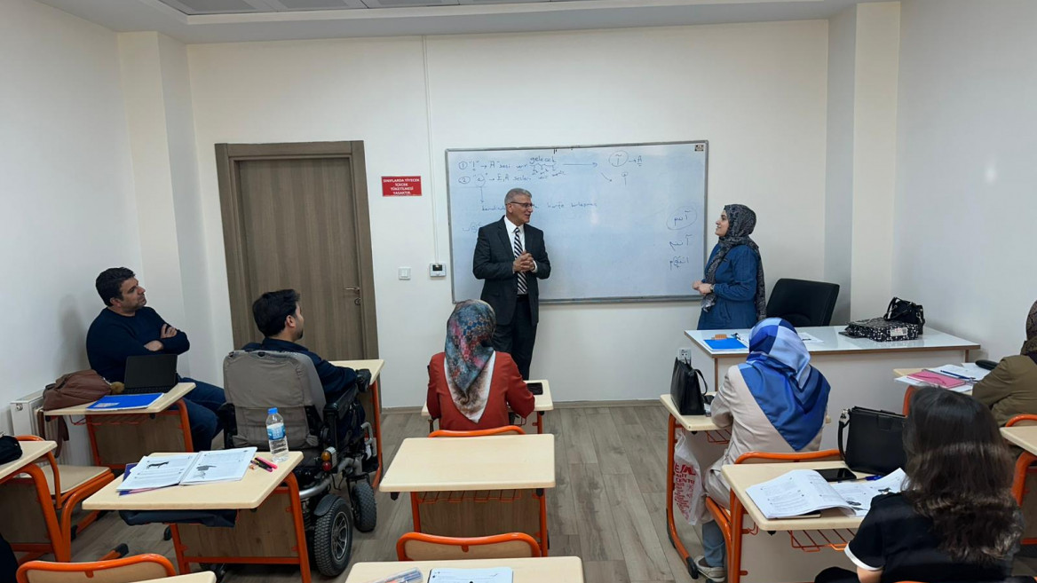 EBEGEM'DE YENİ DÖNEM KURSLARINA YOĞUN KATILIM