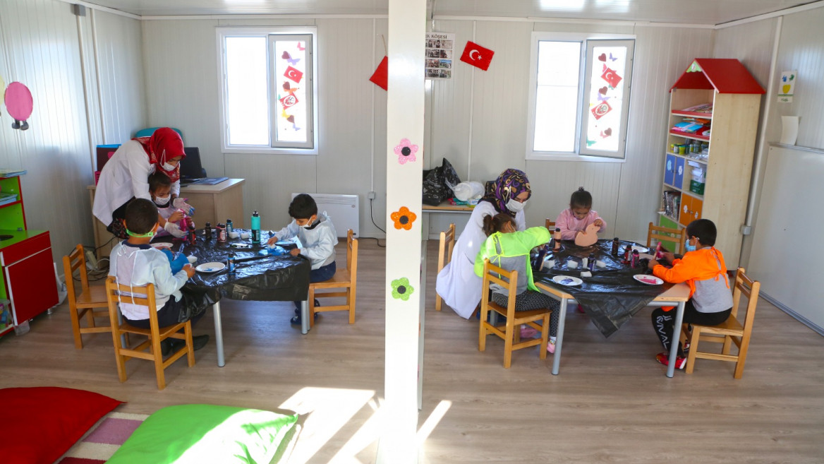 Ebegem'den Depremzede Çocuklara Moral Etkinliği