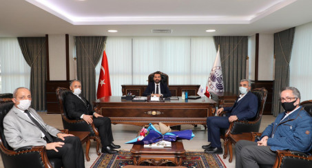 Eğitim Camiasından Başkan Şerifoğulları'na Teşekkür Ziyareti