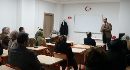 Elazığ Belediyesi 3. Yazarlık Atölyesi Başladı